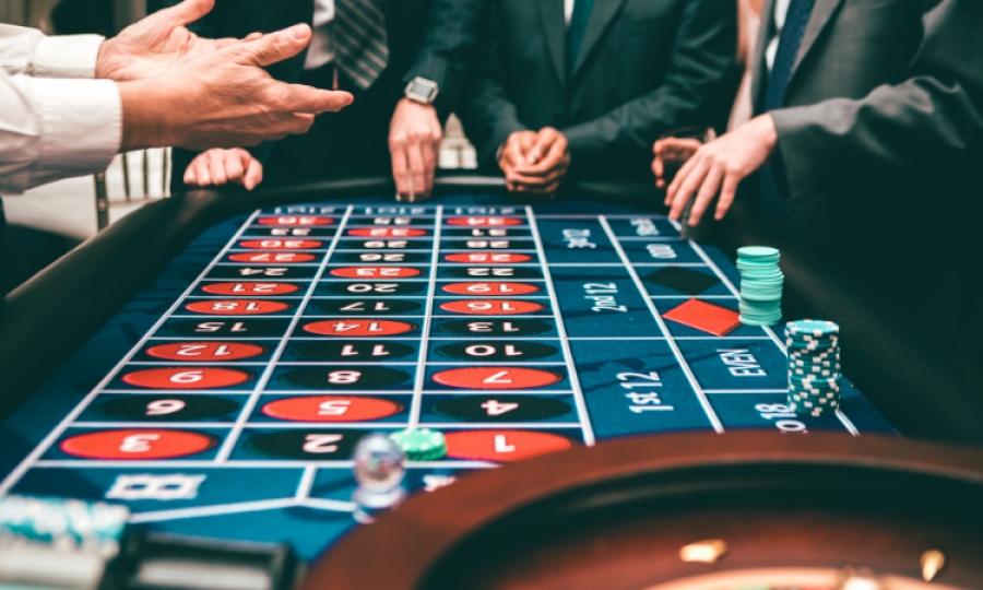 Playtech  Slot